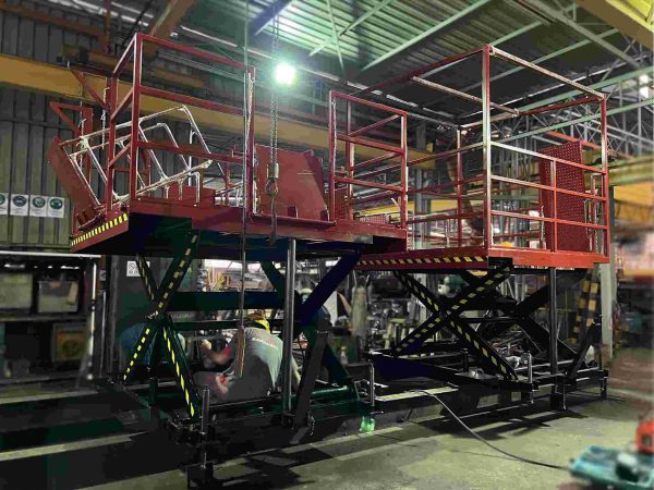 Scissor Lift for Maintenance Platform
